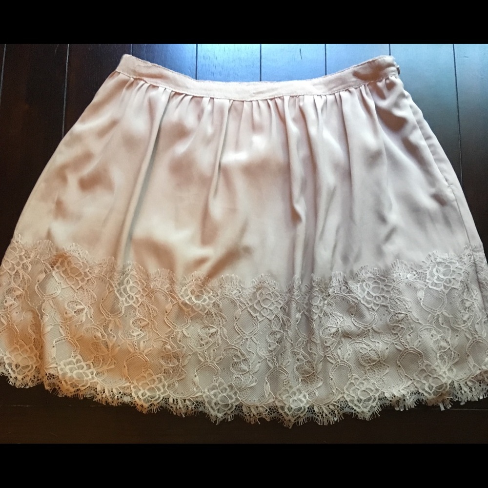Women’s Blush Skirt